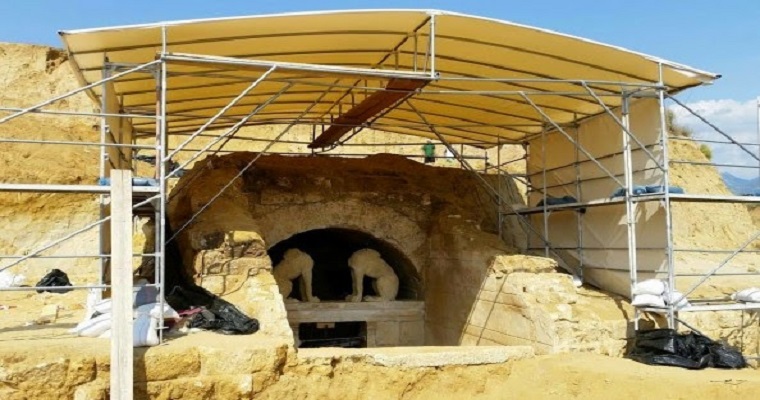 Αμφίπολη: Τρία Πανεπιστήμια διεκδικούν την «αξονική τομογραφία» του τάφου